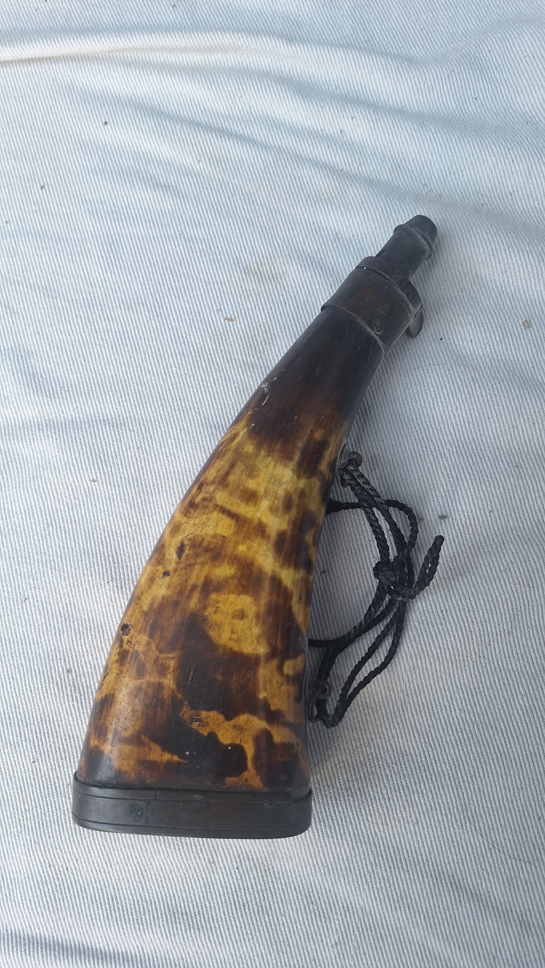 Altes Pulverhorn, original – Bild 2