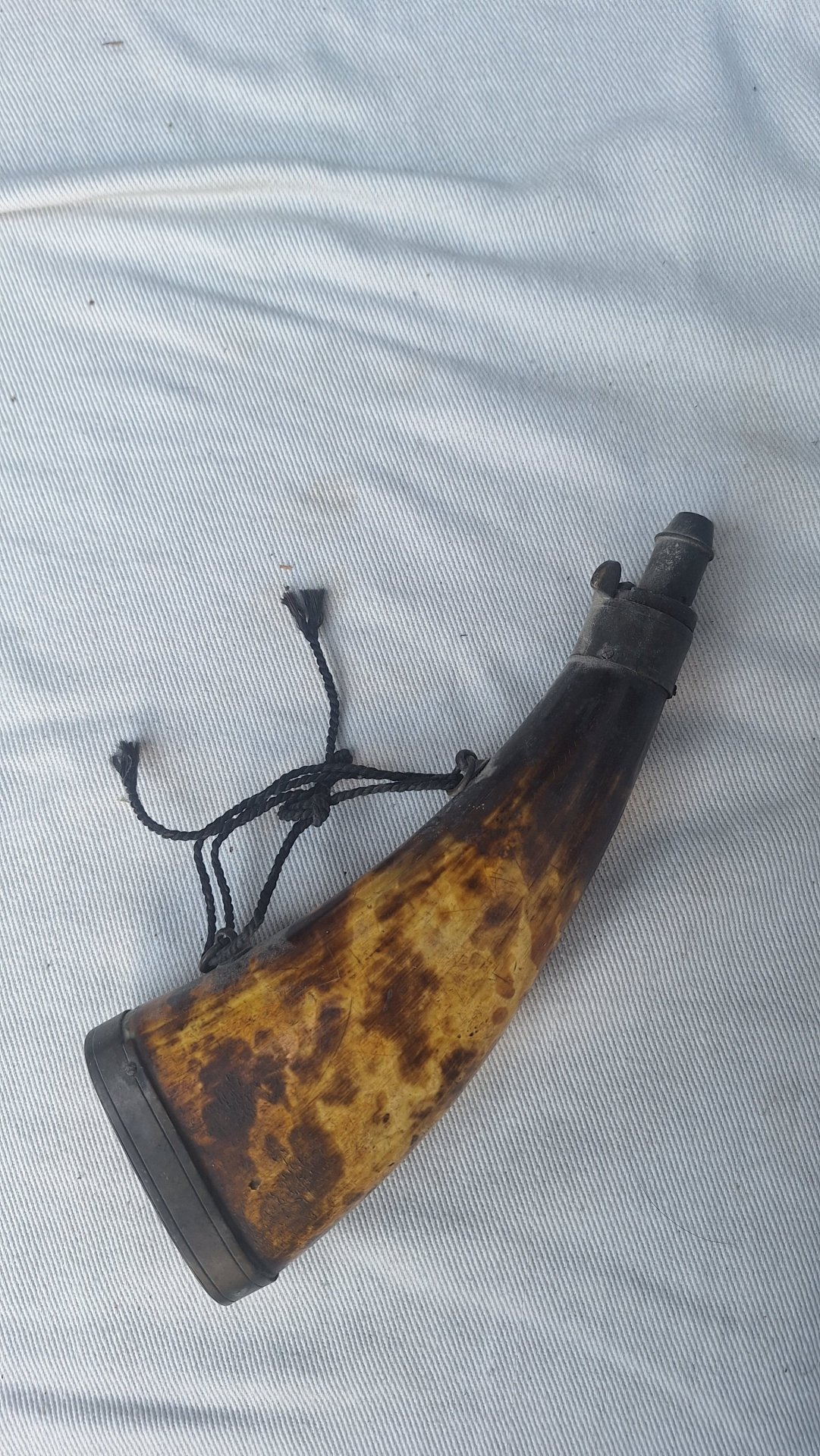 Altes Pulverhorn, original – Bild 1