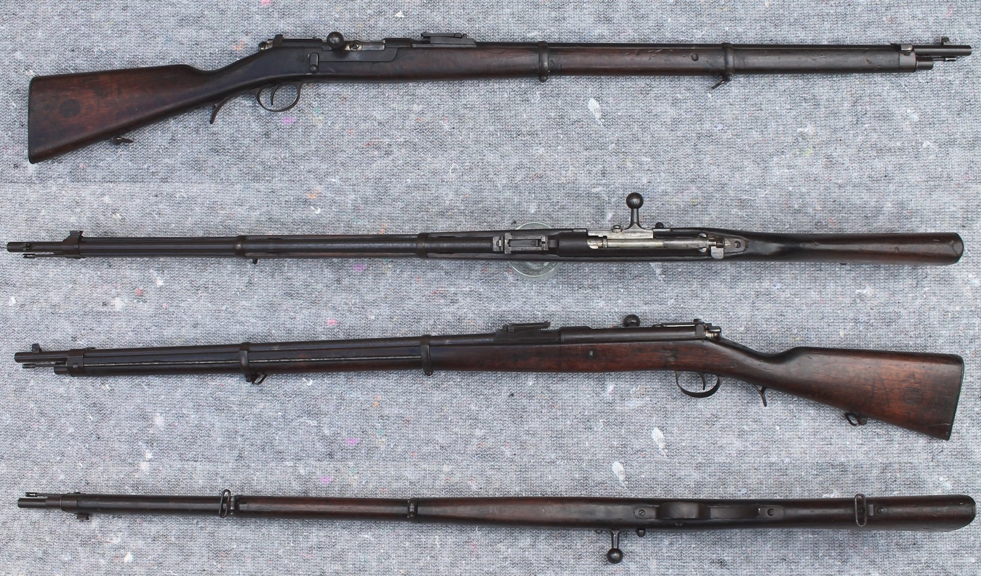 OE.W.F.G STEYR M1886 Kropatschek Kal. 8x60RKrop – Bild 1