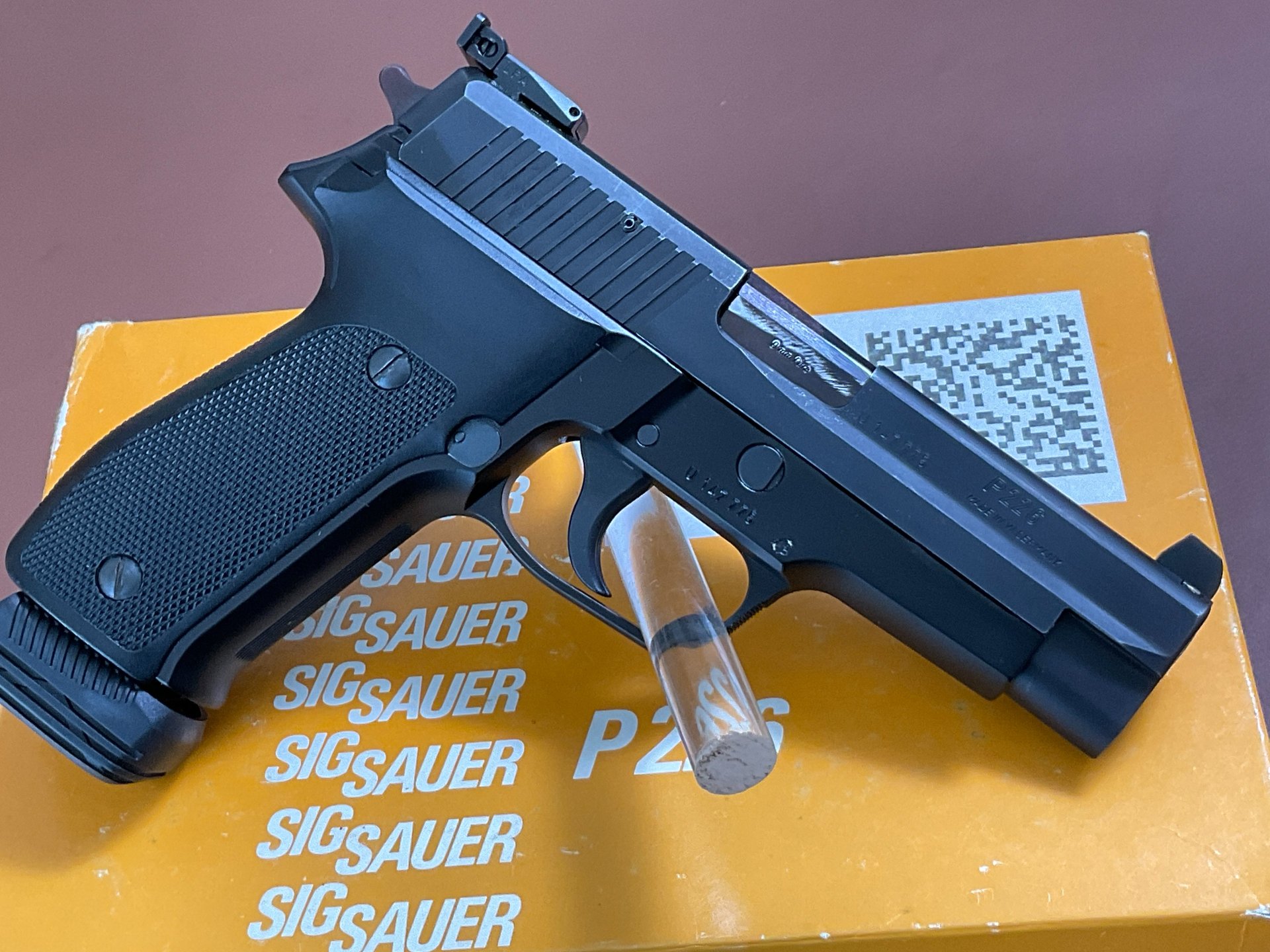 Pistole SigSauer P226 im Kaliber 9mmLuger SNR U147775 – Bild 2