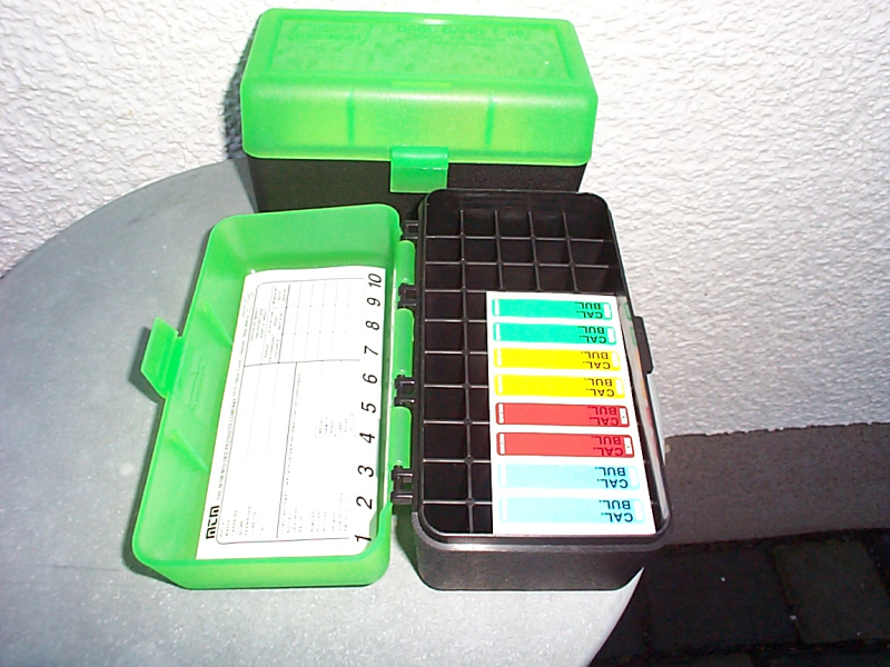 "Mit Scharnier" MTM RLLD-50er Patronenbox für .300/.458 Win Mag/.444 Marlin u.v.m grün/schwarz – Bild 1