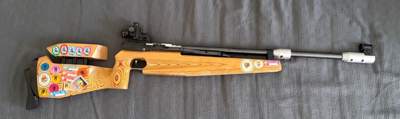 Feinwerkbau Modell 601 (defekt) mit Rechtsschaft inkl. Zubehör – Bild 2
