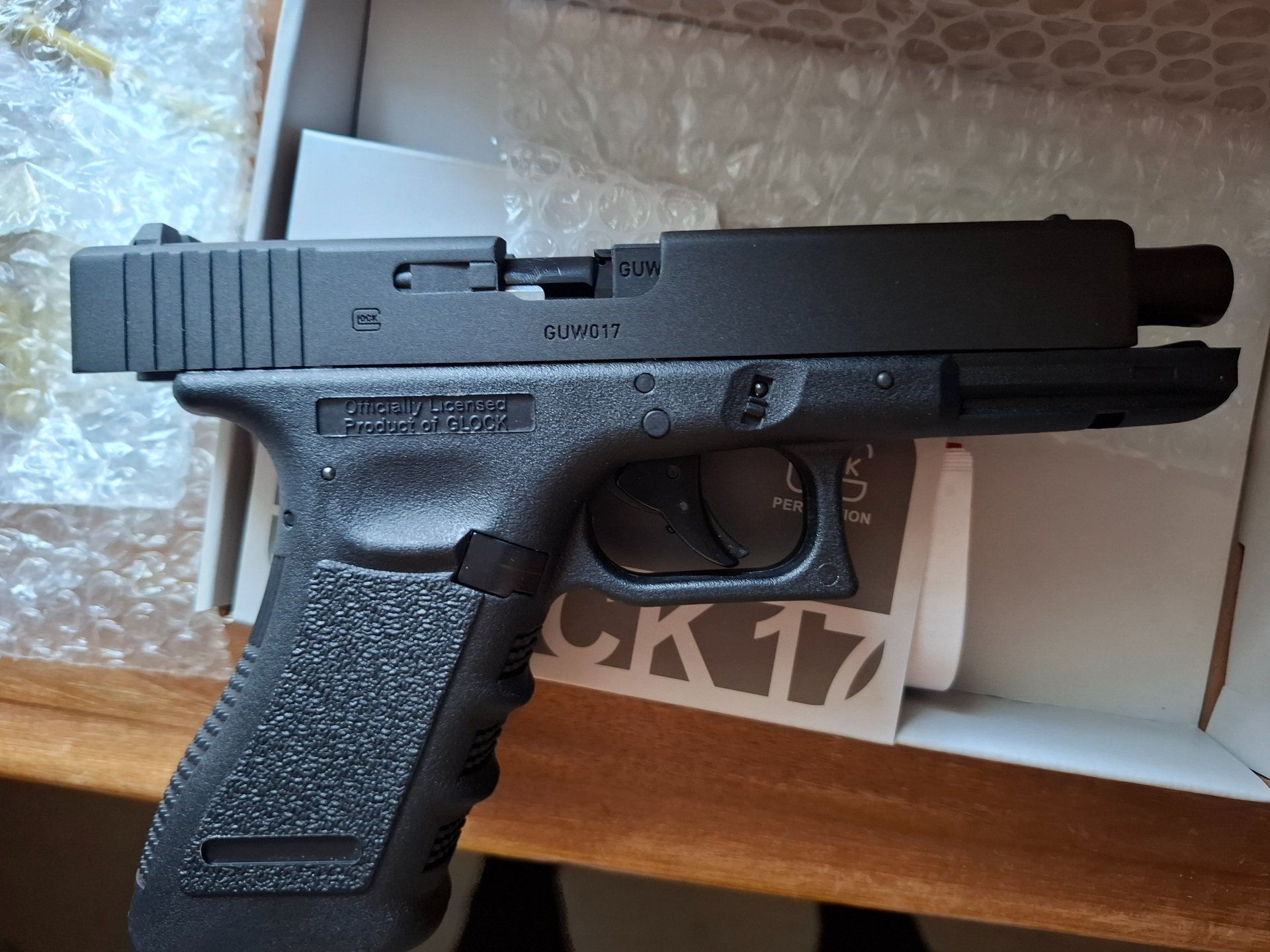 Glock 17 Gen. 3 CO2BB 6mm BB schwarz – Bild 2