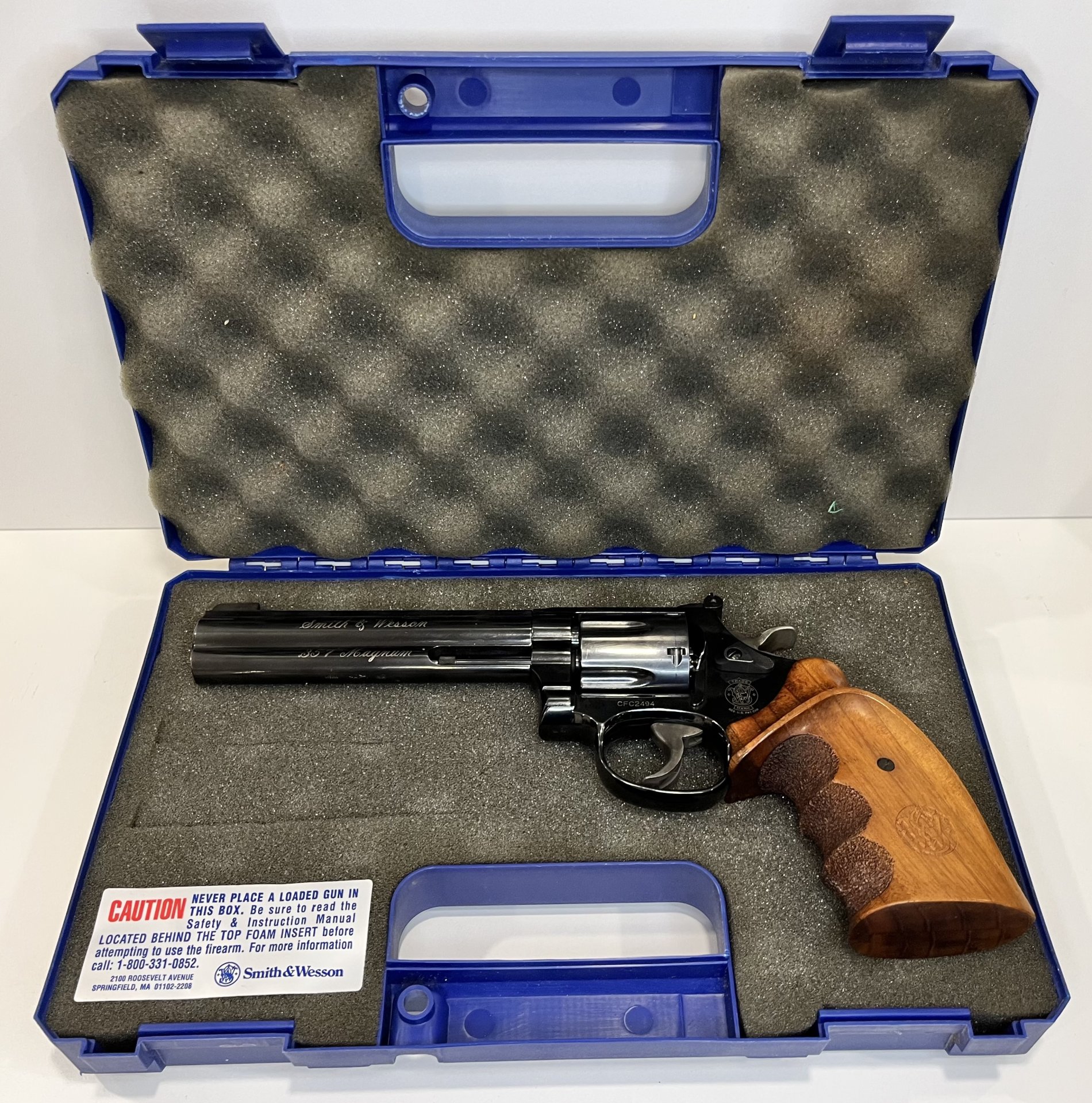 Smith & Wesson 586-6 "Target Champion" .357 Mag. – 6" | Match-Holzgriff & Koffer – Bild 2