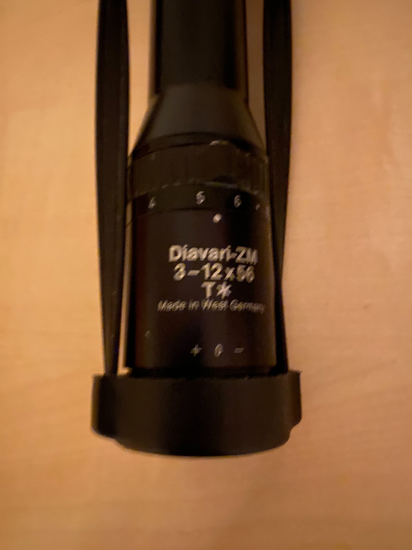 Diavari-ZM 3-12x56 T* – Bild 1