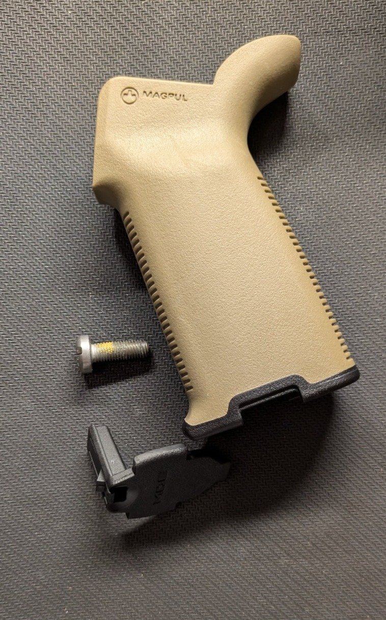 MAGPUL MOE+ AR15, M16, M4, Pistolengriff, Flat Dark Earth, FDE – Bild 5