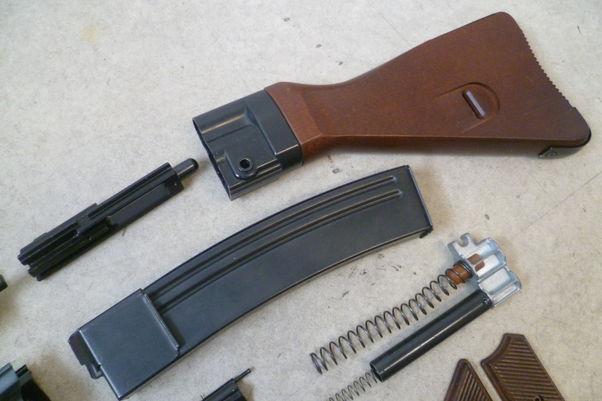 SRS Ersatzteilkonvolut GSG StG 44 – Bild 4
