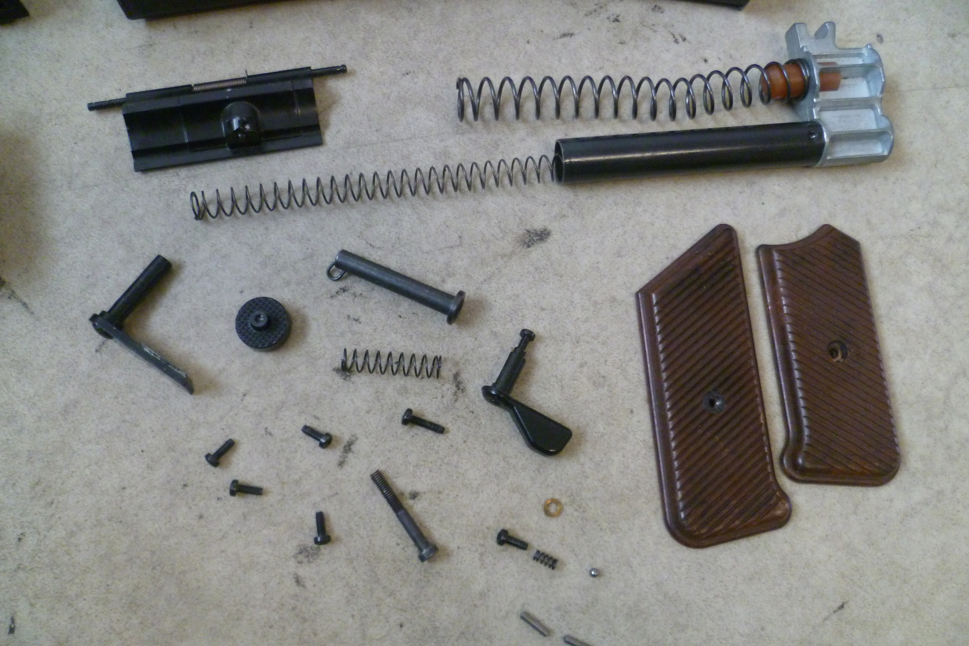 SRS Ersatzteilkonvolut GSG StG 44 – Bild 2