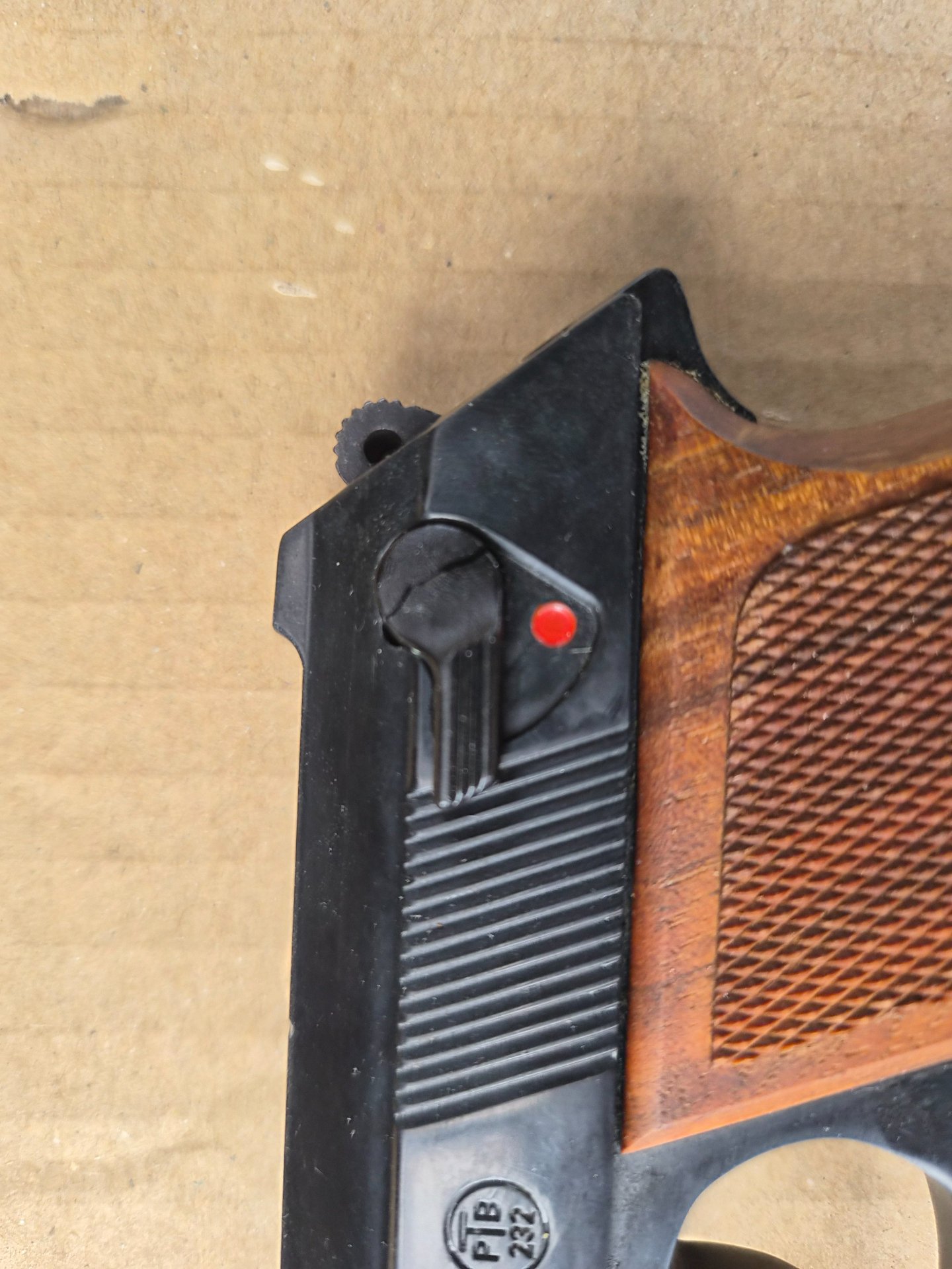 Selbstlade-Signal-Pistole Röhm RG 9 (Kal. 9mm P.A.K.) – Bild 2