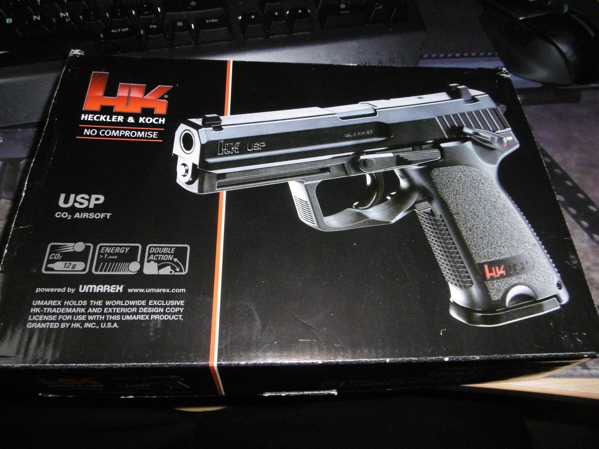 Heckler & Koch USP 4,5 mm BB (P18) Co2-Pistole – Bild 1
