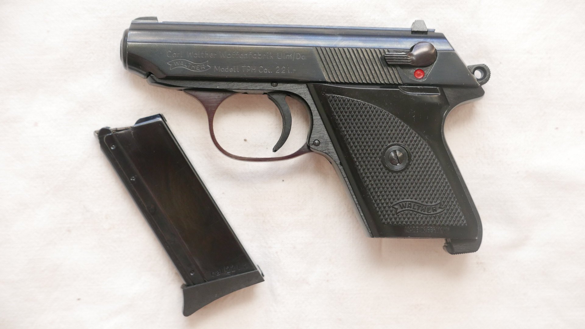 Pistole Walther TPH Kal. 22 lfB neuwertig, ungeschossen in OVP – Bild 5