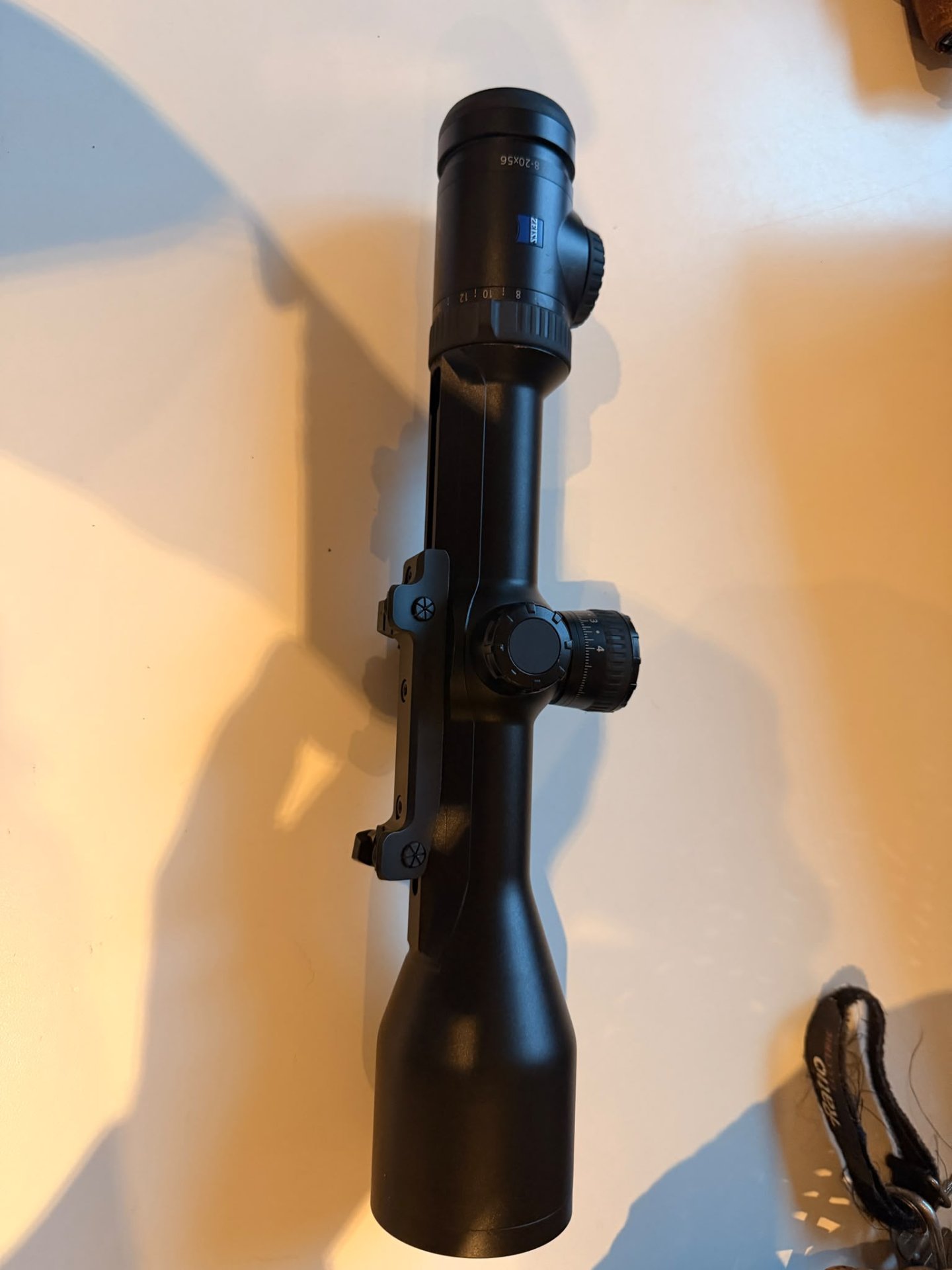 Zielfernrohr Zeiss V8 2,8-20x56 mit Blasermontage und Balistikturm – Bild 3