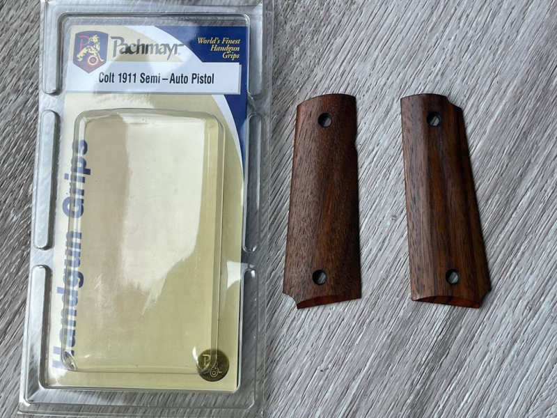 PACHMAYR HOLZGRIFFSCHALEN FÜR COLT 1911 UND DIE MEISTE NACHBAUTEN – Bild 1