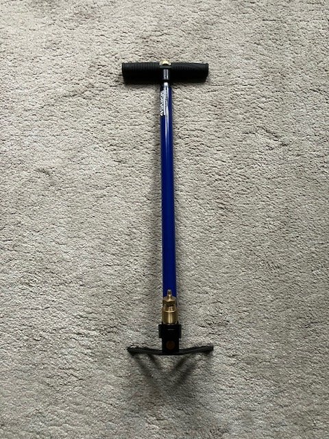 M 100Gehmann Turbo-Pressluft-Handpumpe – Bild 1