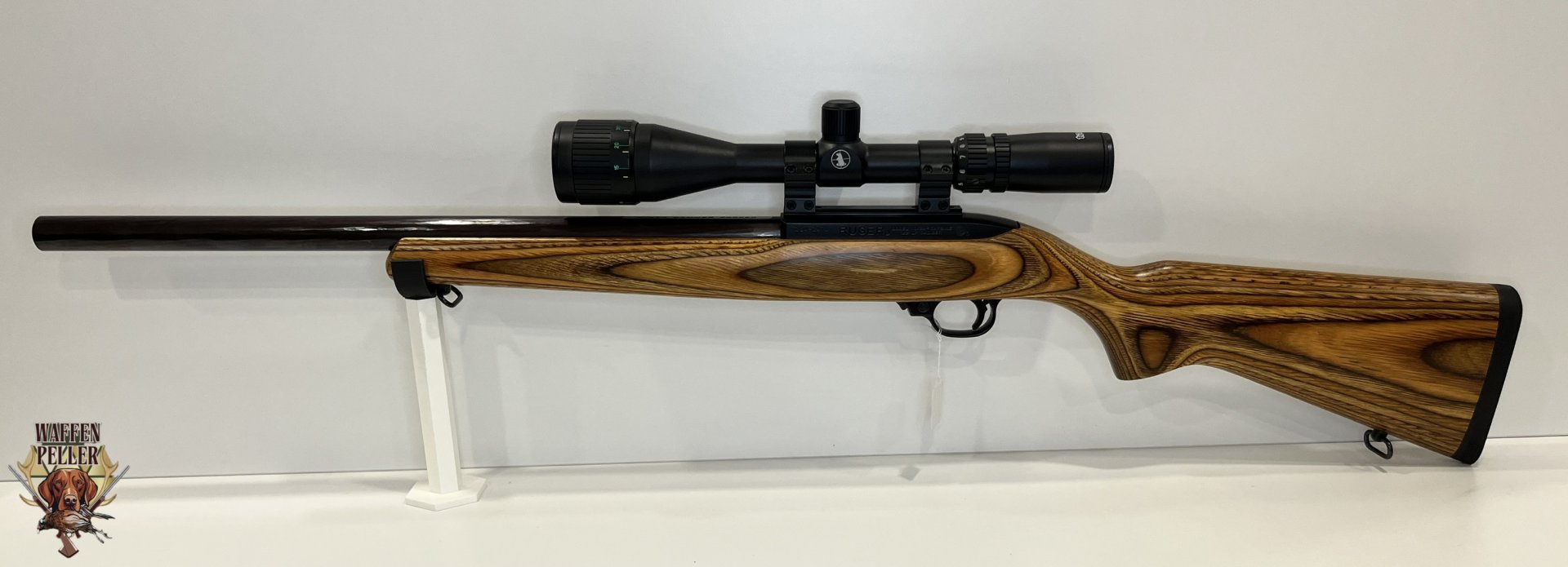 Ruger 10/22 Target in .22lr – Gehämmerter Matchlauf (Hammer Forged) + Schichtholz + Tasco 2.5-10x42 – Bild 1