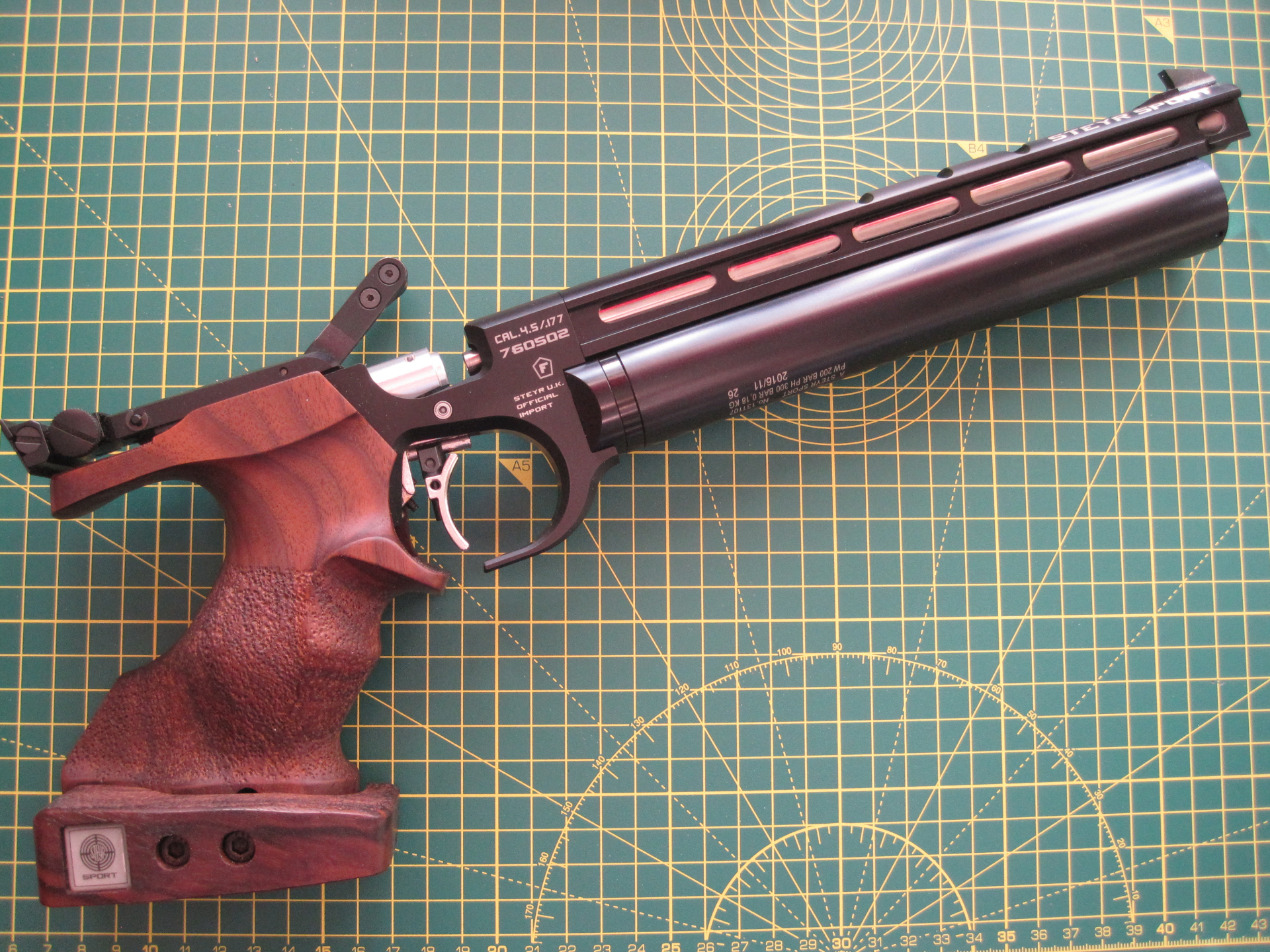 Steyr Evo 10 – Bild 1