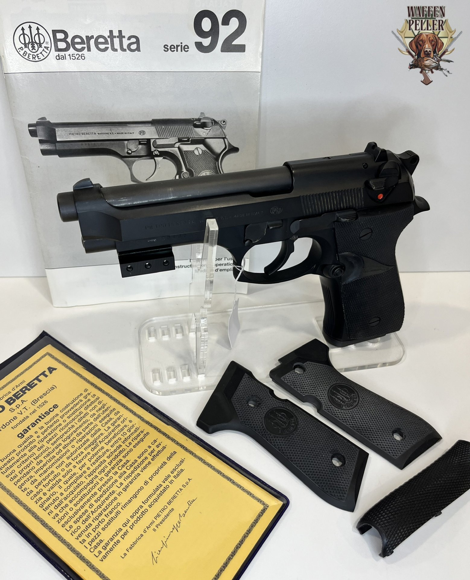 Pistole Beretta Mod. 92 F (Kal. 9mm Para) – inkl. Pachmayr-Griffen, Picatinny-Schiene & OVP-Anleitun – Bild 1