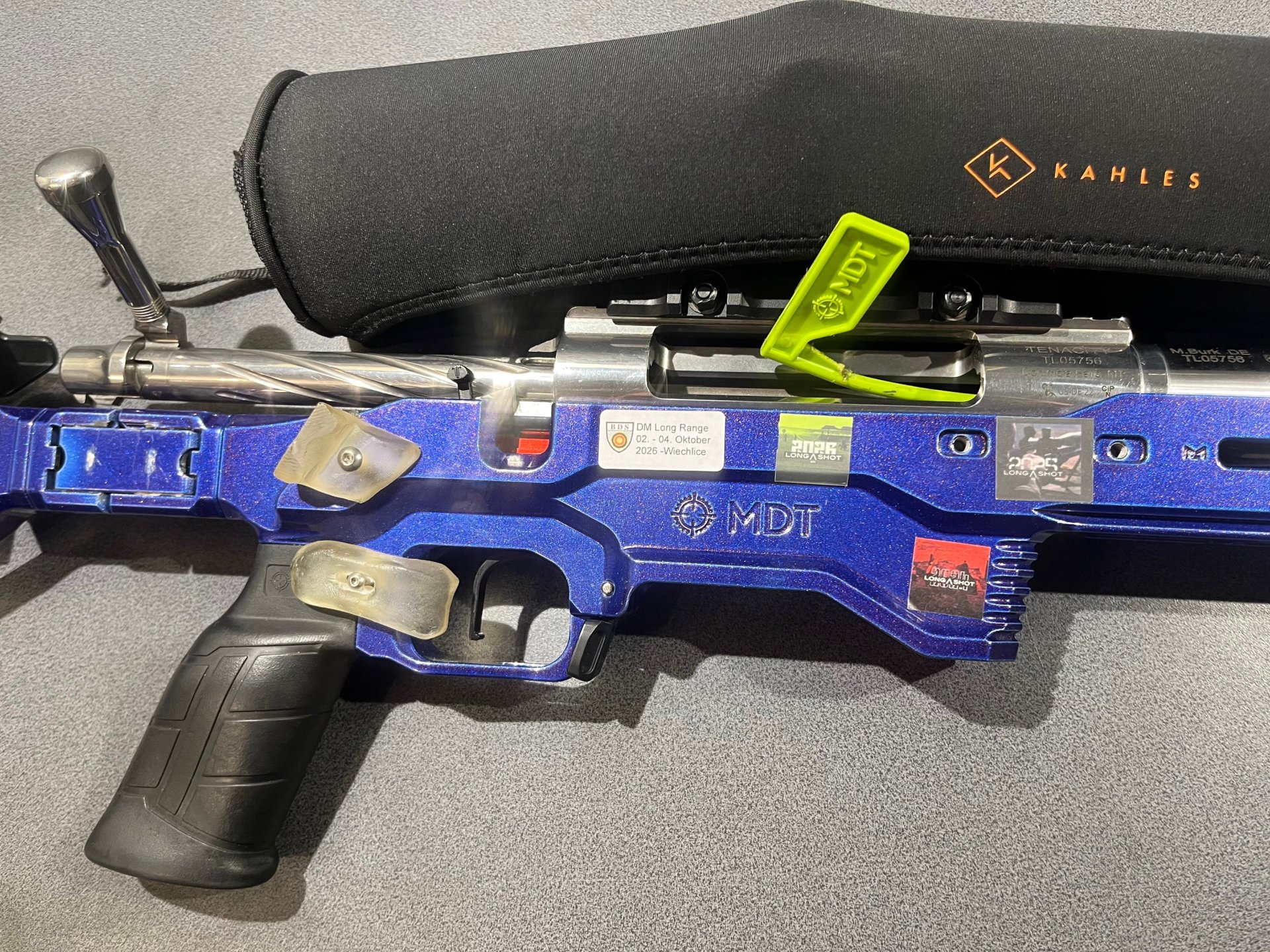MDT ACC Remington 700 LA Long Action Schaft Chassis mit Klappschaft, .300WM, 7mm Rem Mag – Bild 1
