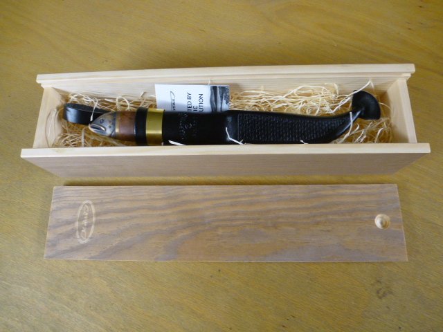 Marttiini Messer - SALMON KNIFE / Lachsmesser - Griff aus Maserbirke - Lederscheide in OVP – Bild 1