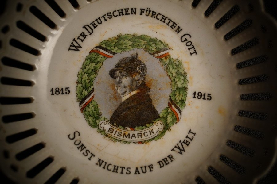 Kaiserlicher Teller für Plätzchen, 1815-1915, sehr feines Dekor, WK1 – Bild 2