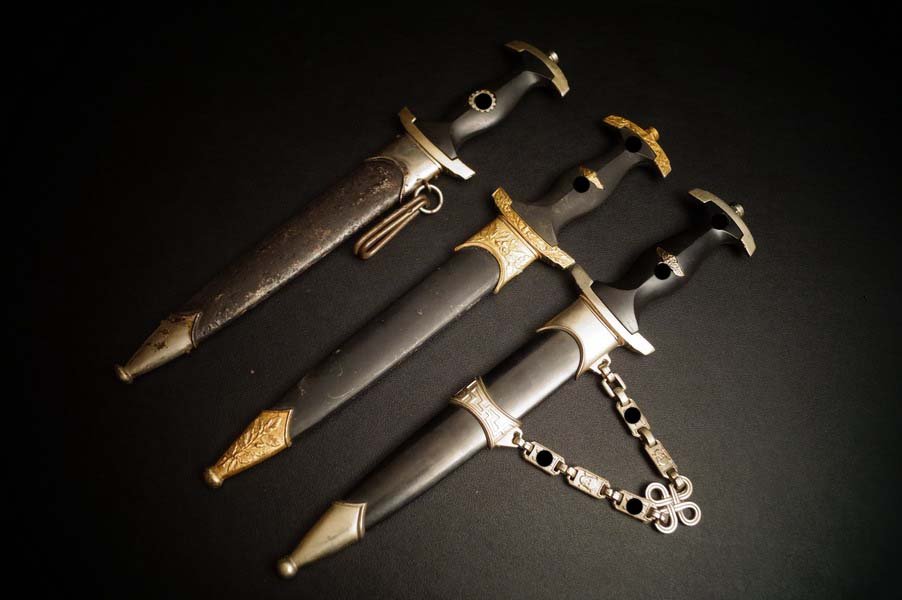 XX und XA Dolche, Lot, Bastelteile, teils Originalteile, Lot – Bild 1