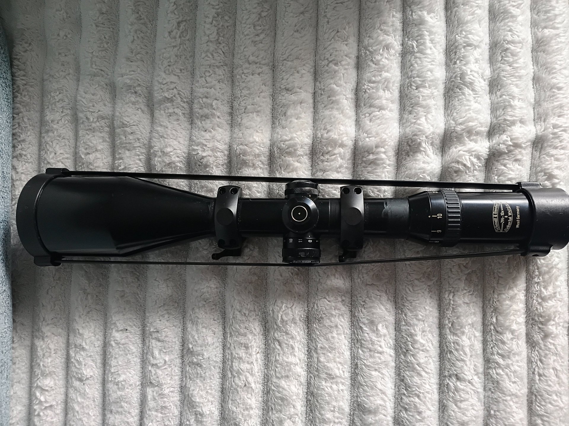 Schmidt&Bender 2,5-10x56 Abs. 4 LP incl. Montageringe und Rusan ARM52-62 – Bild 2
