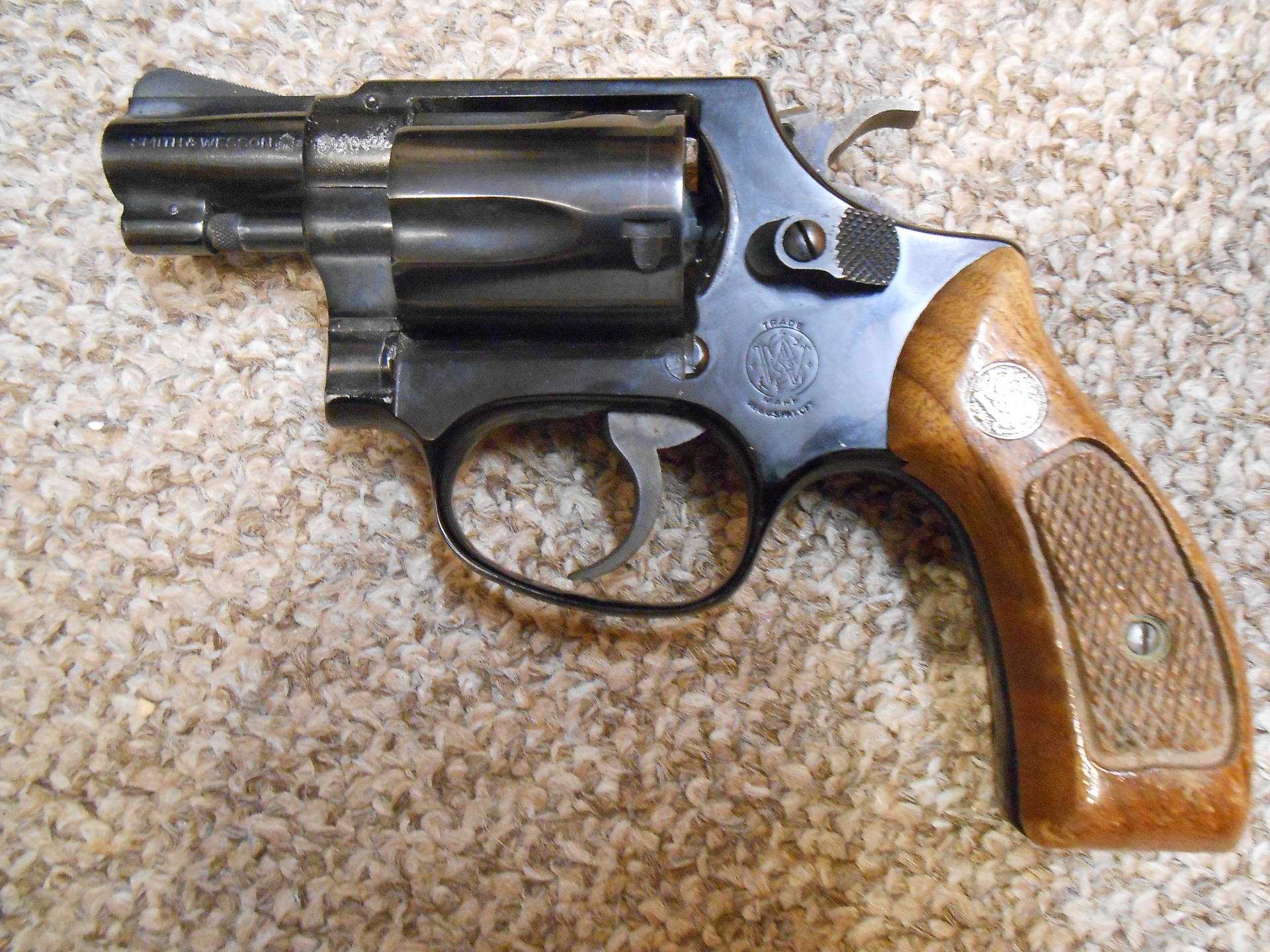 S&W Modell 37 – Bild 1