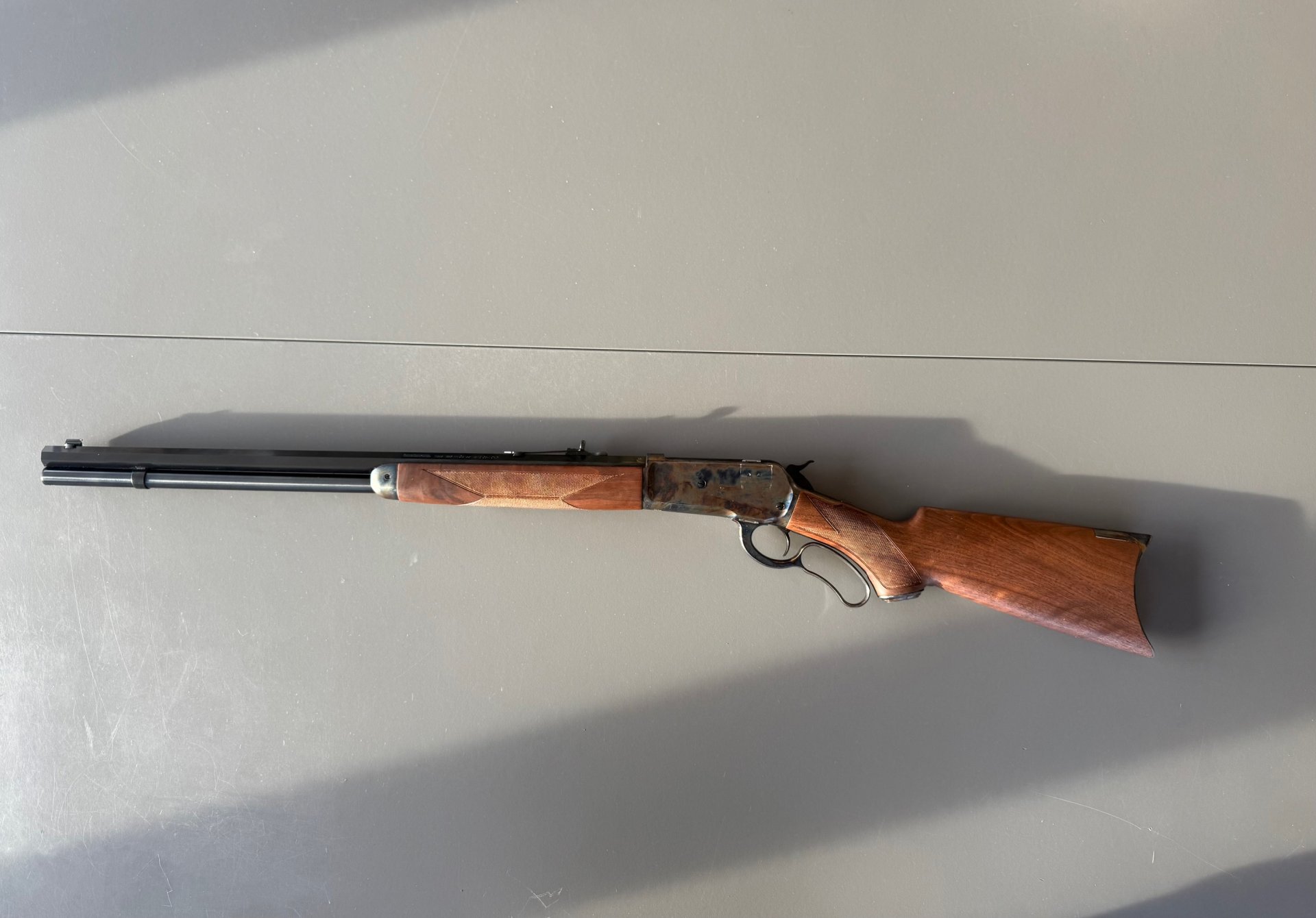 Winchester 1886 Deluxe 45-70 Colour Case Hardened – Bild 2