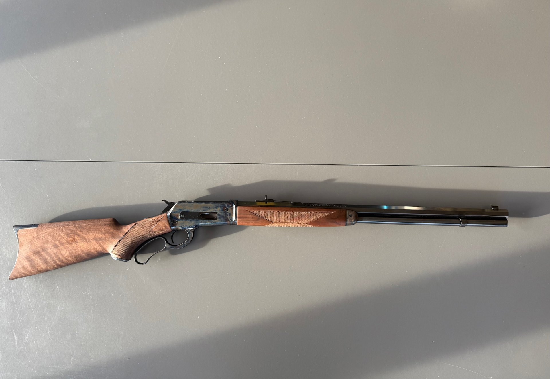 Winchester 1886 Deluxe 45-70 Colour Case Hardened – Bild 1