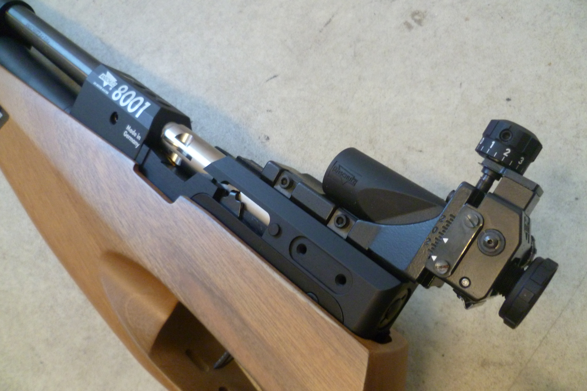 Matchluftgewehr Anschütz 8001 Re/Li – Bild 3