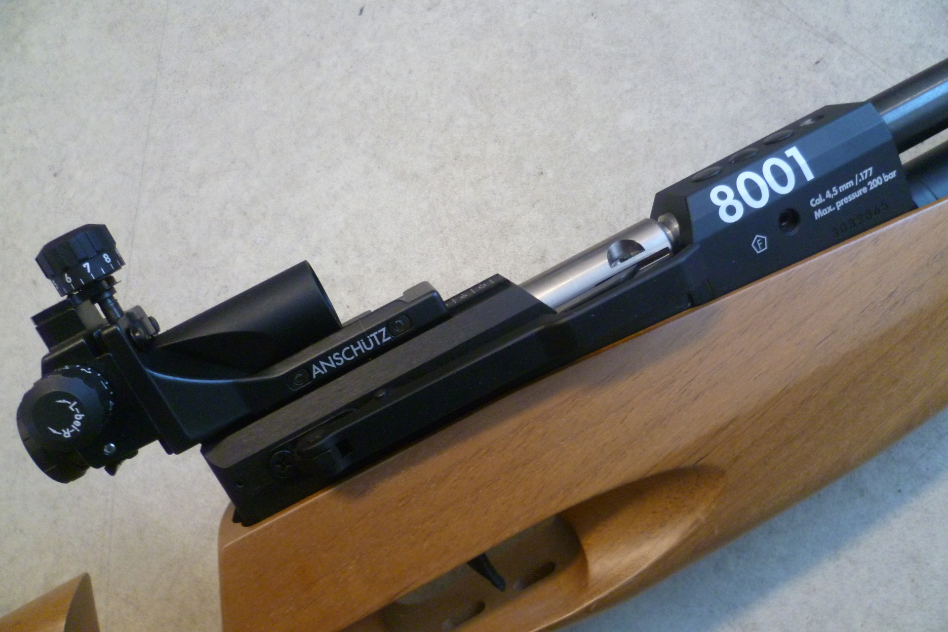 Matchluftgewehr Anschütz 8001 Re/Li – Bild 5