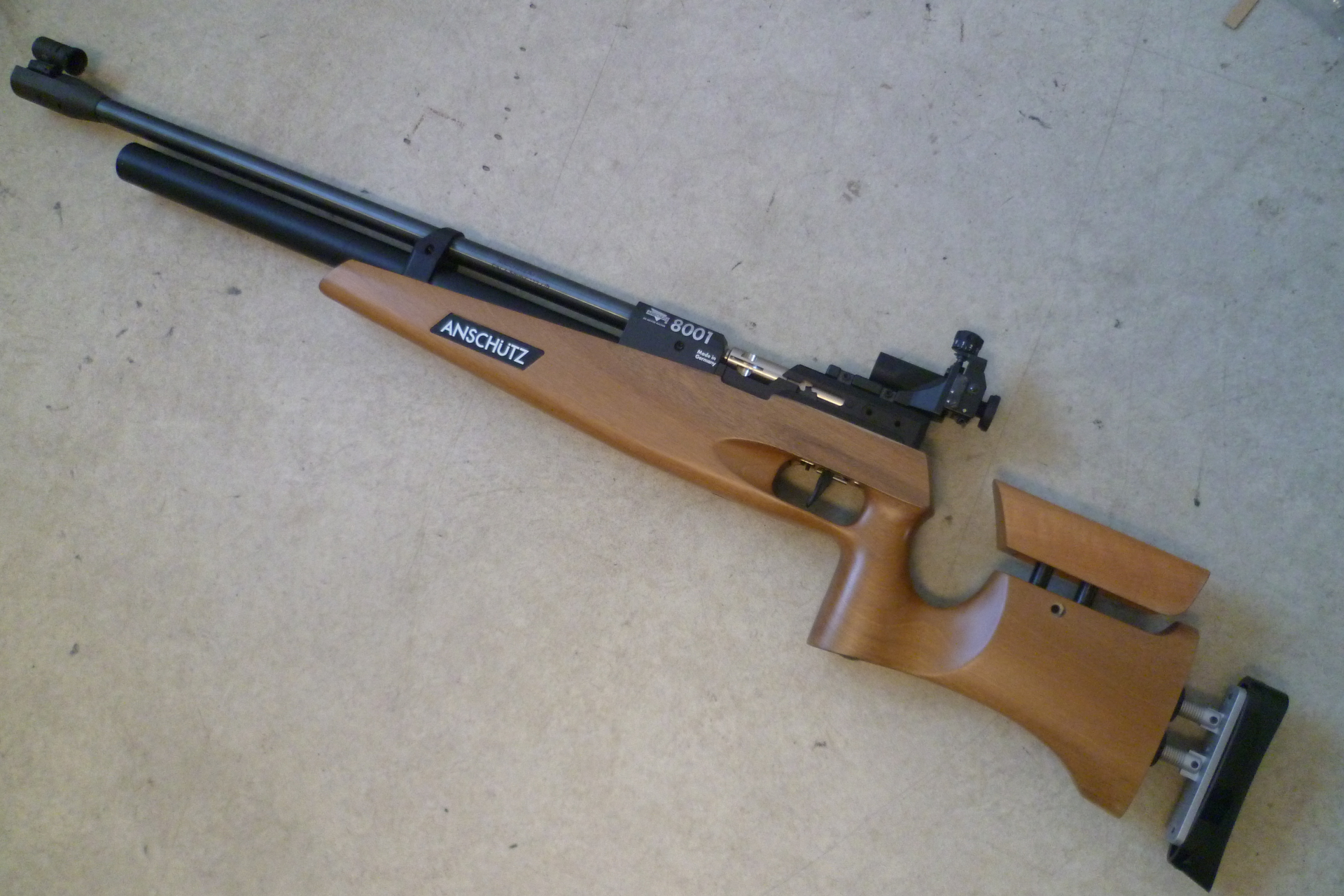 Matchluftgewehr Anschütz 8001 Re/Li – Bild 1