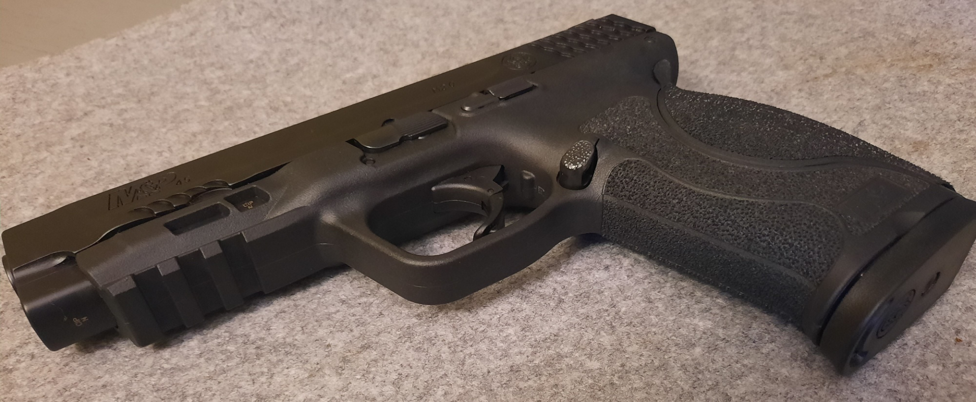 Halbautomatische Pistole S&W M&P45 Kal. .45 Auto – Bild 3