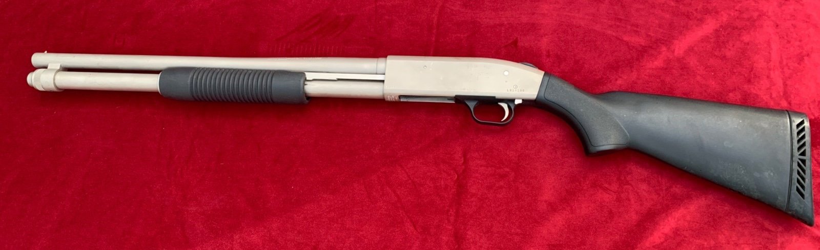 Vorderschaftrepetierflinte Mossberg 590 Mariner – Kal. 12/76 Flinte Repetier-Schusswaffe – Bild 1