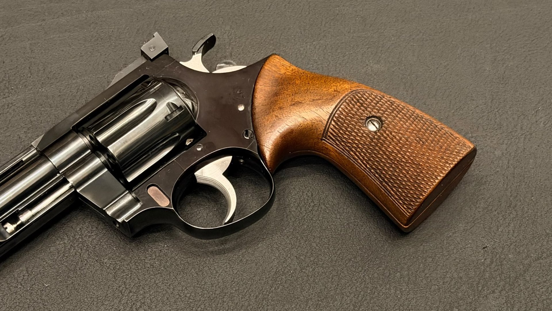 Korth Revolver | .22lr | 6" Lauf 15cm | Kleinkaliber-Revolver | Schnellader | Originalkarton | KK – Bild 3