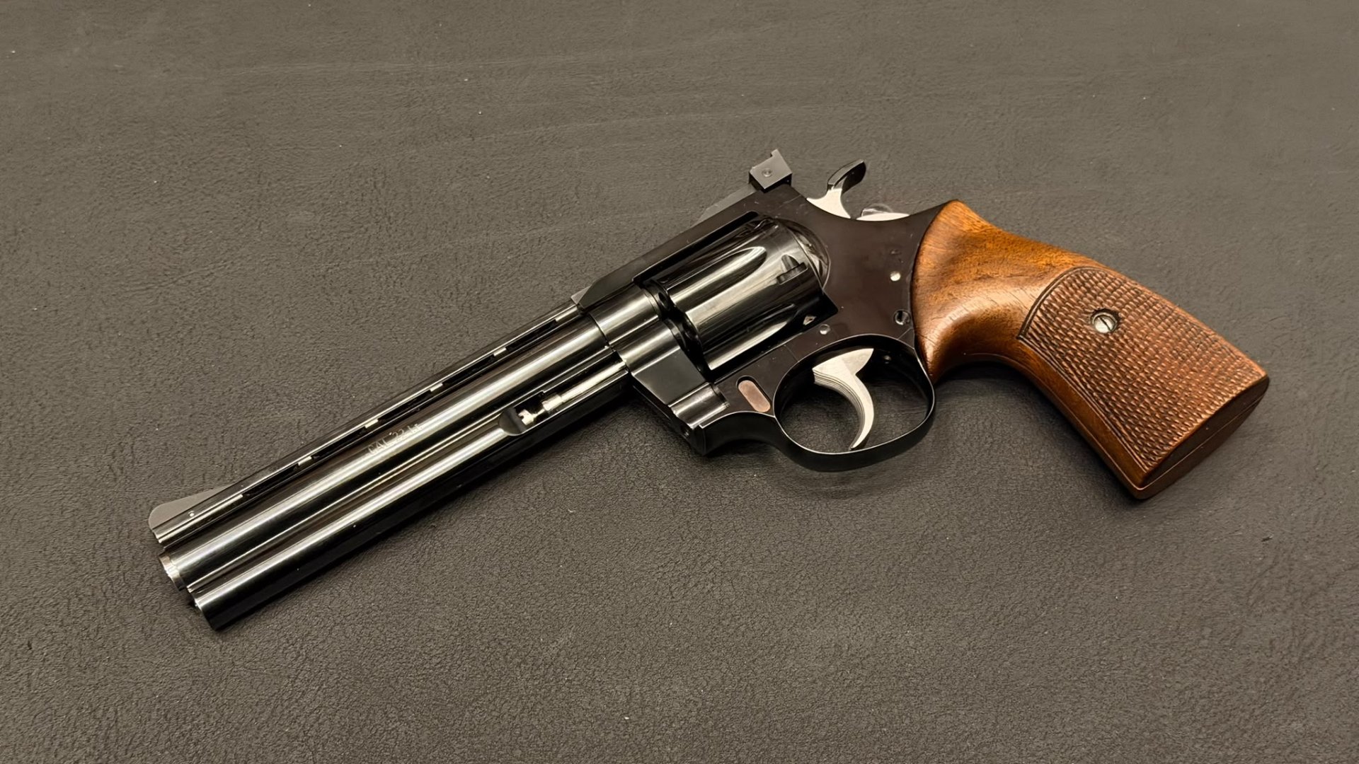 Korth Revolver | .22lr | 6" Lauf 15cm | Kleinkaliber-Revolver | Schnellader | Originalkarton | KK – Bild 1