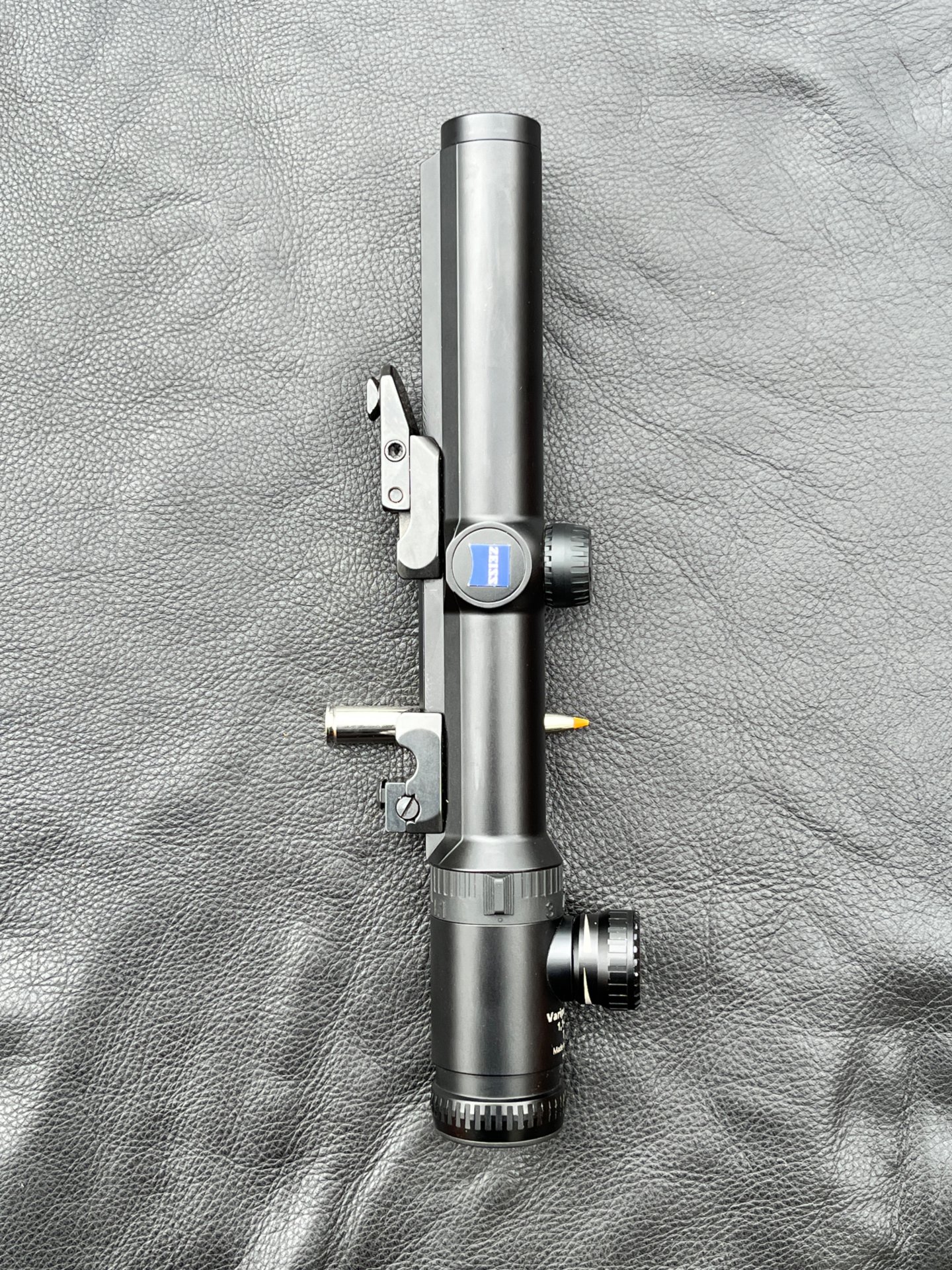 Zeiss Victory Varipoint VM 1,1-4x24 T* | Absehen 0 Leuchtpunkt | Z-Schiene & EAW-Oberteile – Bild 7