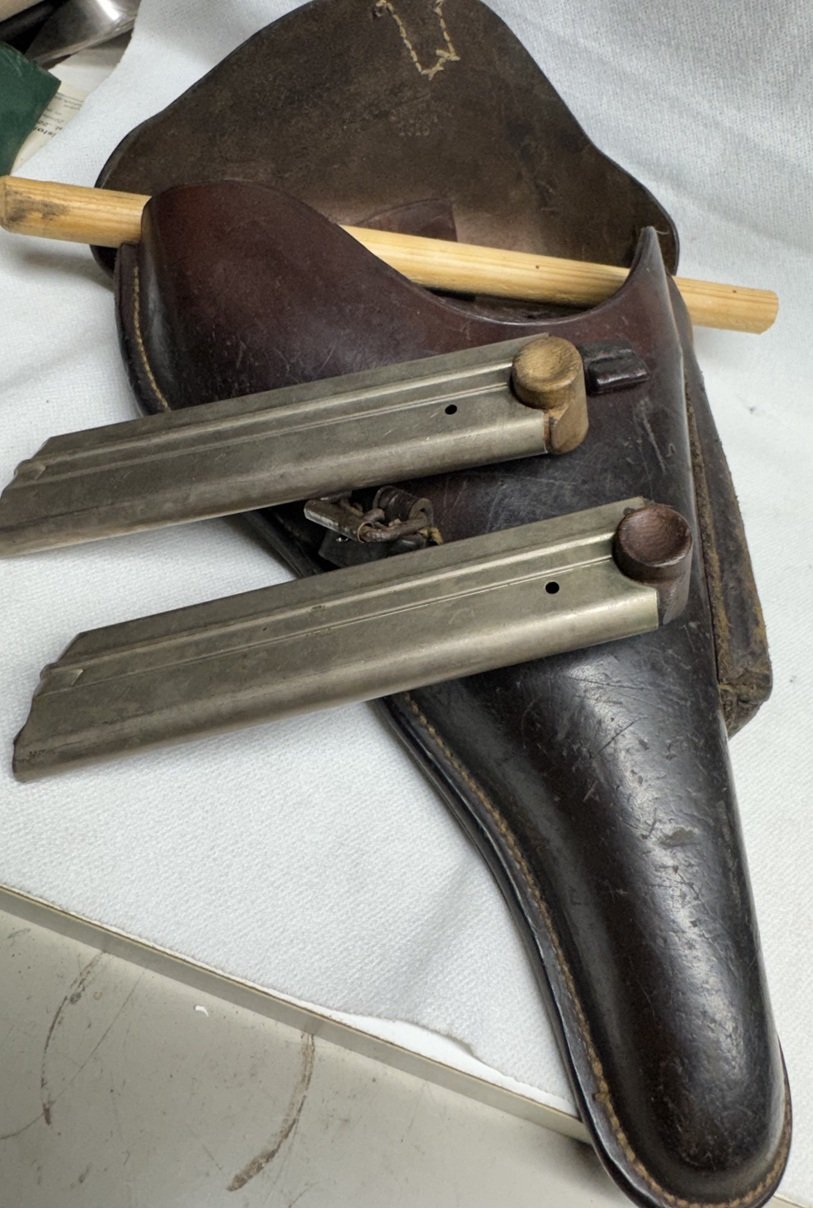 DWM P08 9mmLuger, 1916 mit 4 Päckchen Originalmunition WW II (1941-1943) – Bild 9