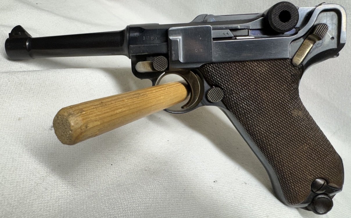 DWM P08 9mmLuger, 1916 mit 4 Päckchen Originalmunition WW II (1941-1943) – Bild 3