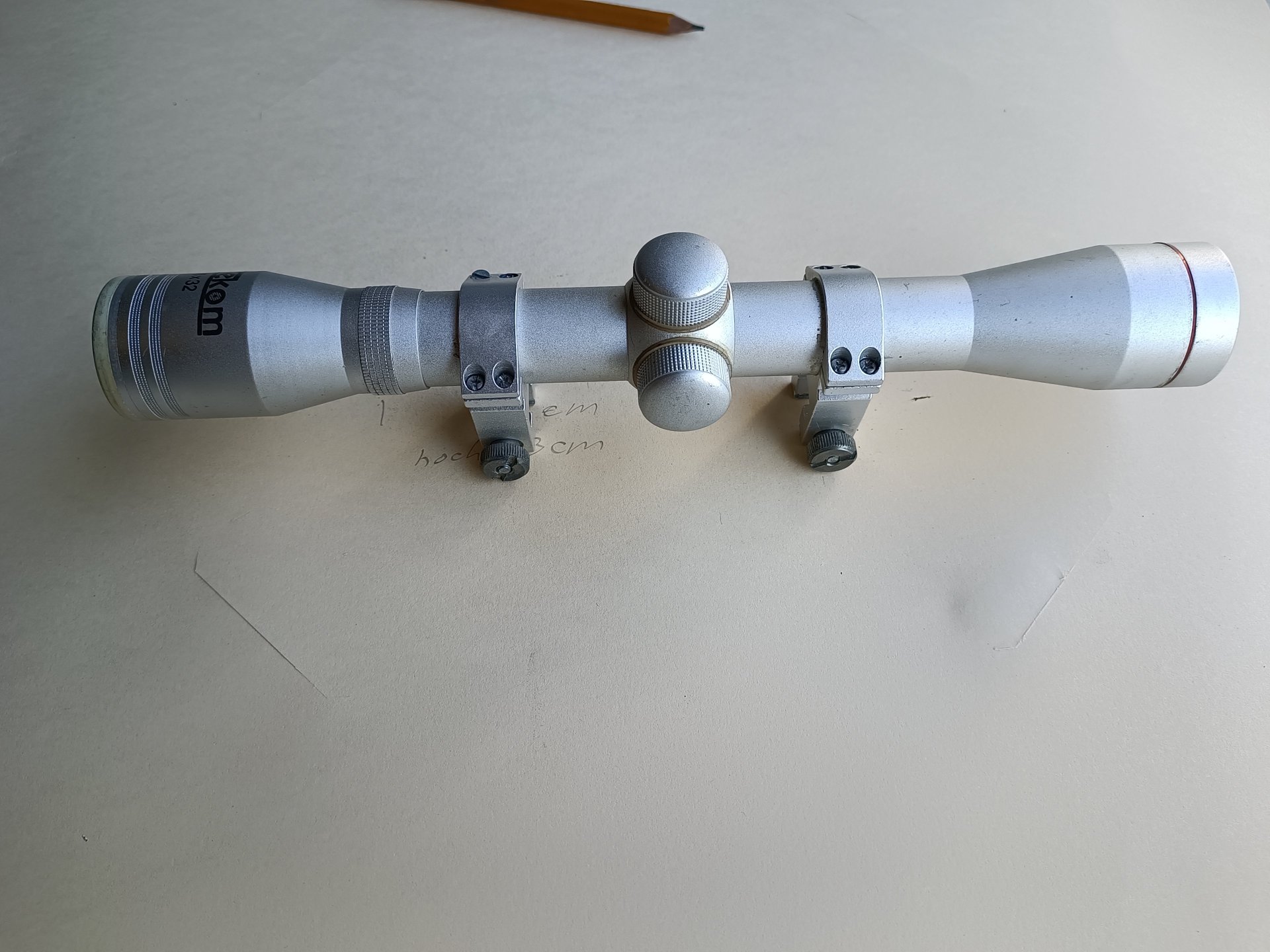Zielfernrohr 4x32 – Bild 1