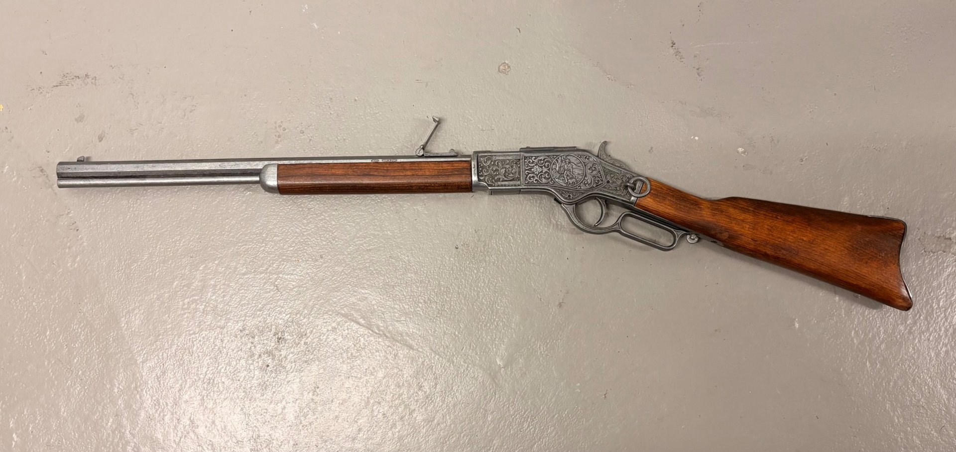 Denix Deko Gewehr Winchester – Bild 1