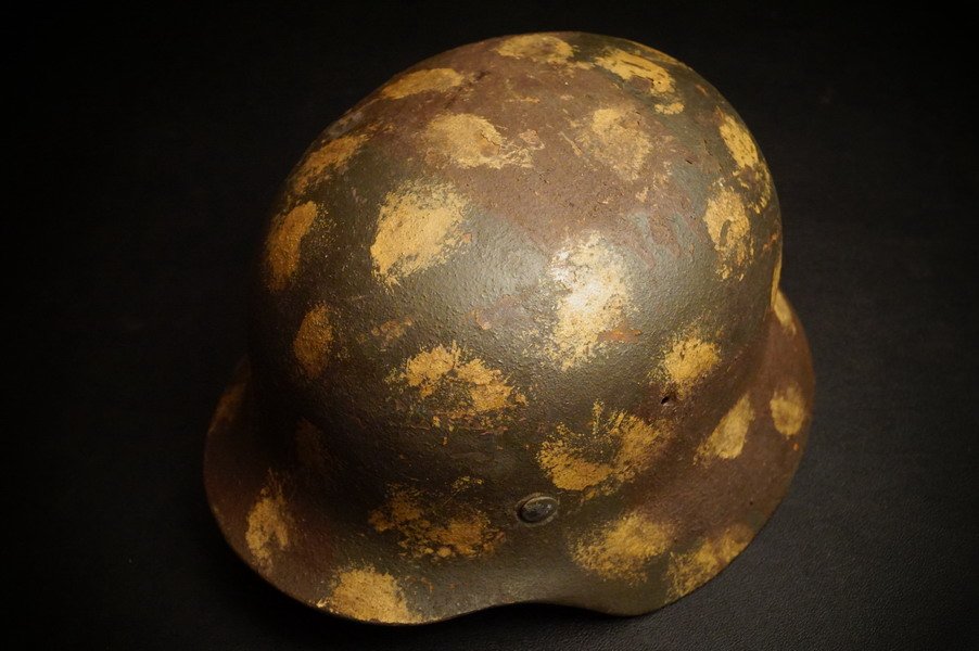 WH Stahlhelm M35/40, alte Feldgraue und Tarnfarbe, WK2 – Bild 2