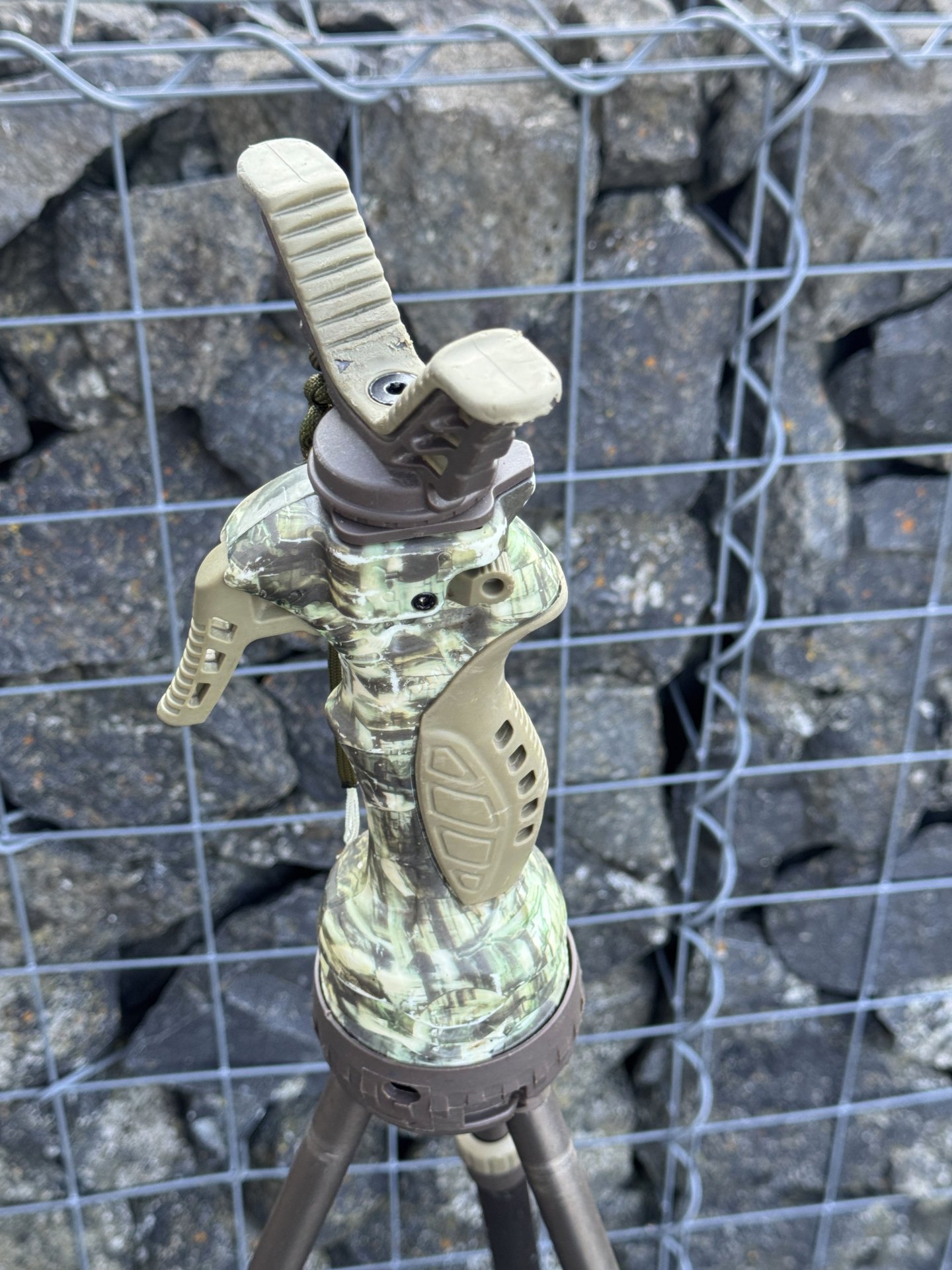 Primos Trigger Stick Gen 3 Dreibein Zielstock (Jim Shockey Edition) – Camo – Bild 2