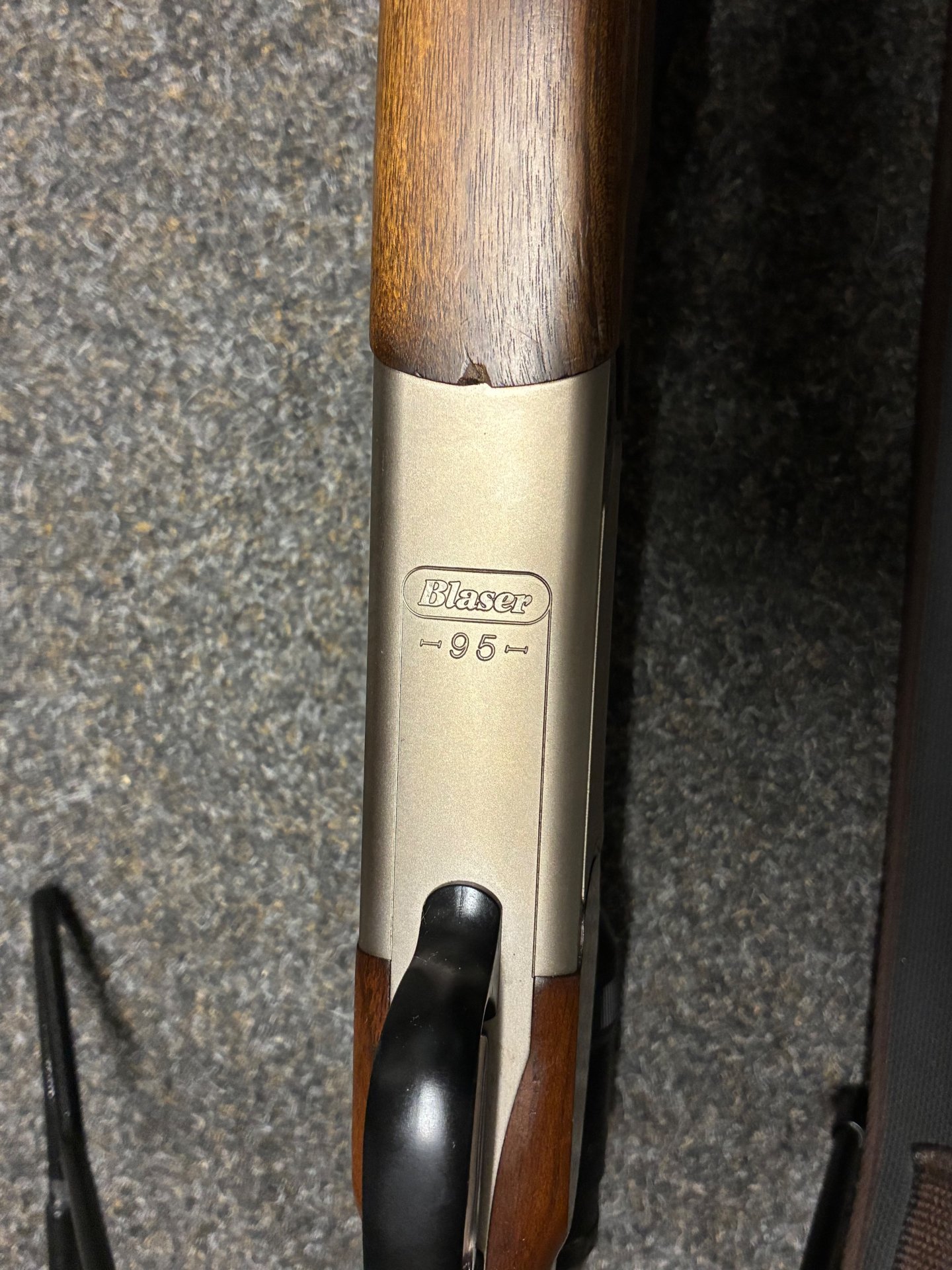 Blaser 95 Bergstutzen Kaliber 5,6x50RMag und 30-06 – Bild 3