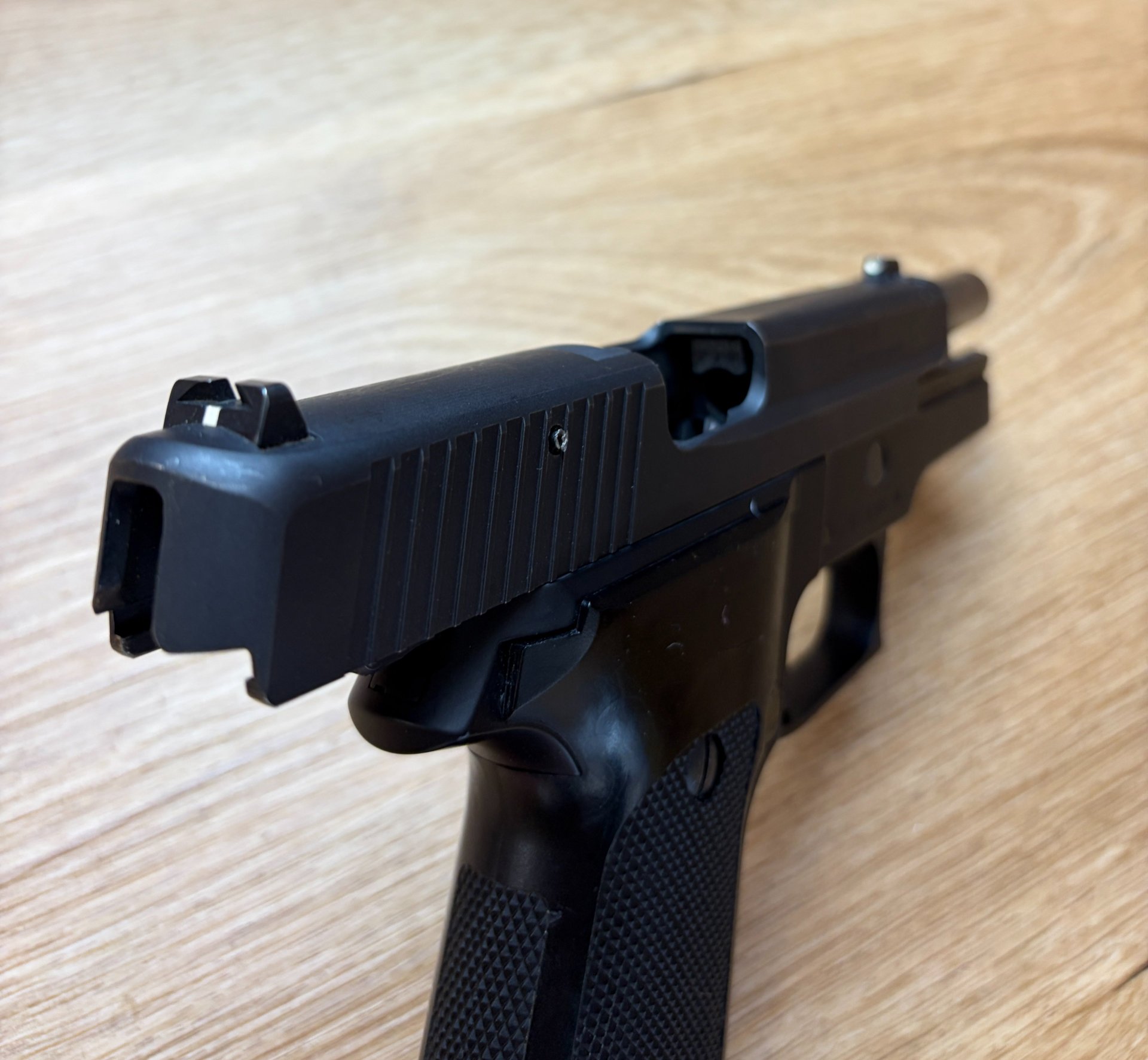 SIG SAUER P226 9mm Pistole "MADE IN GERMANY" – Bild 2