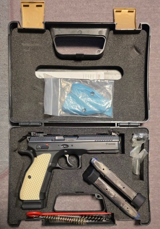 CZ Shadow 2 9mm Lok Grips Eemann Tech Fiber Optik – Bild 1