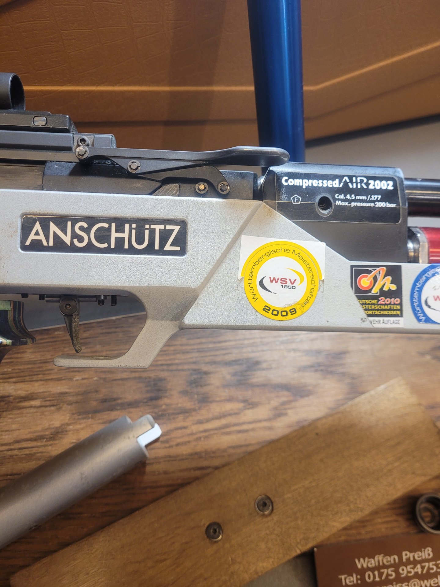 Anschütz Lufgtgewehr AIR 2002 Alu Auflage Koffer – Bild 5