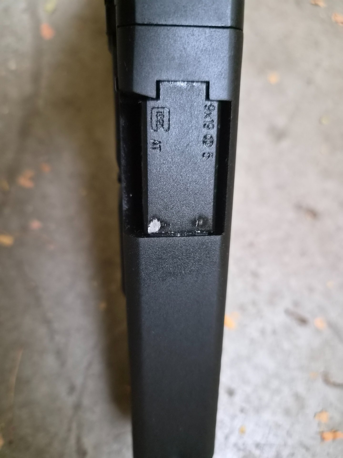 Glock 17 Gen5 6mm MOS GBB Softair Pistole (GHK) mit Umarex Adapterplatten 4er Set MOS 3 – Bild 5