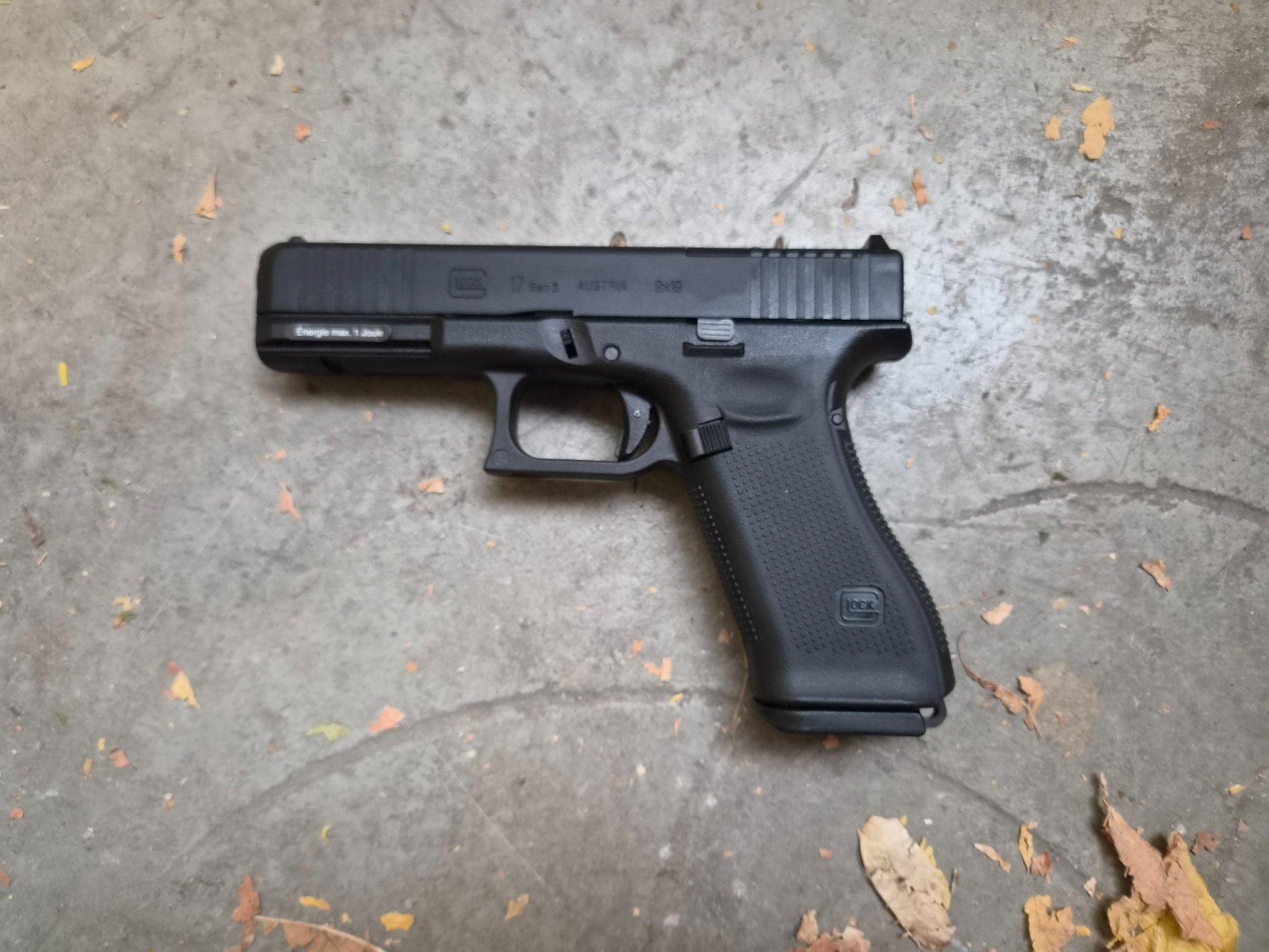 Glock 17 Gen5 6mm MOS GBB Softair Pistole (GHK) mit Umarex Adapterplatten 4er Set MOS 3 – Bild 2