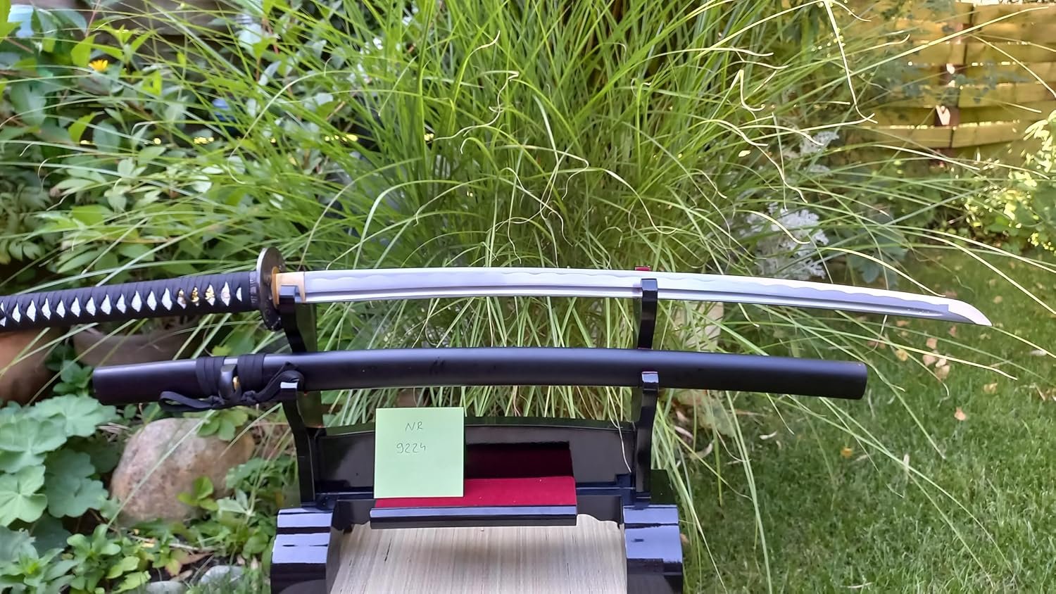Samurai Katana Schwert - scharf, echt & handgeschmiedet - gefaltetes Katana Schwert ohne Ständer - e – Bild 1
